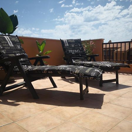 Marina De Casares Suites San Luis de Sabinillas Esterno foto